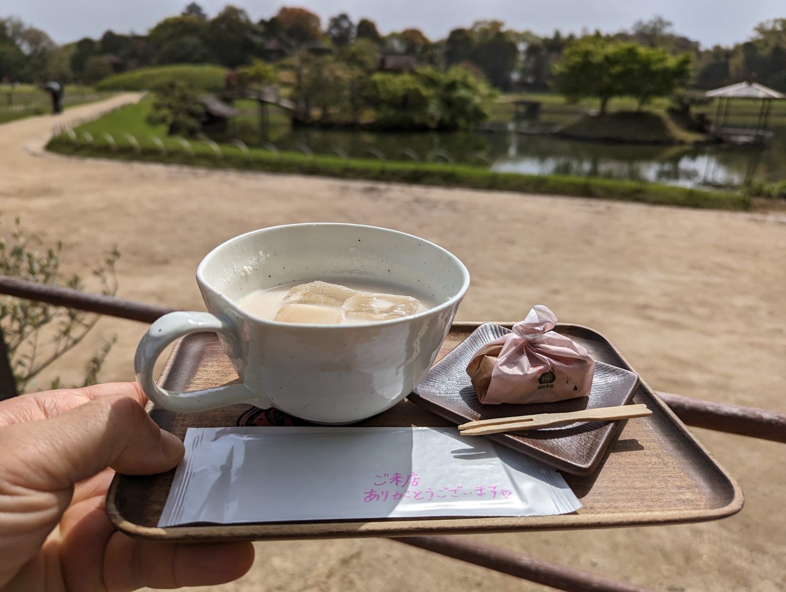 Tea and a sweet in the garden.